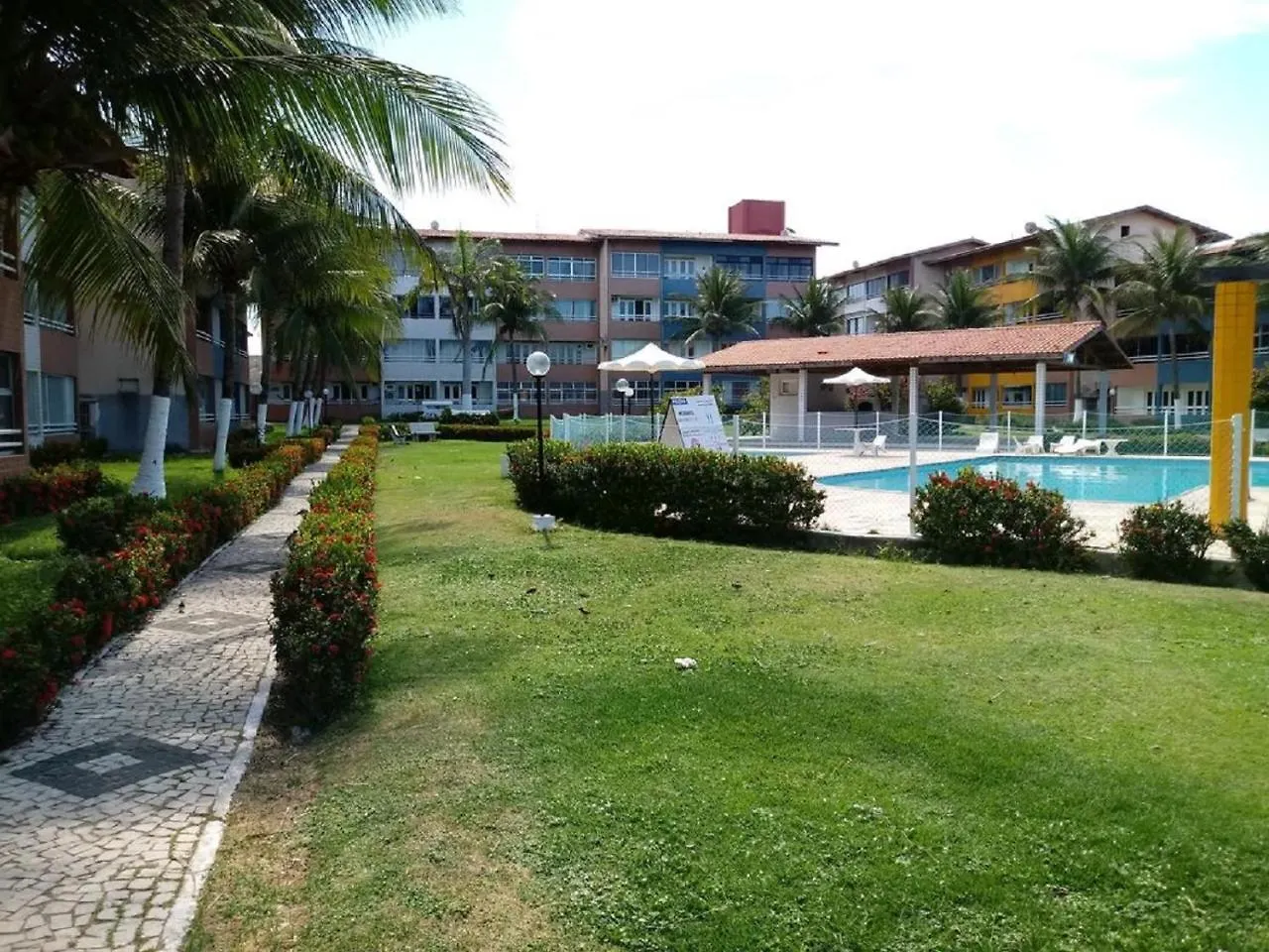 Aps Na Praia Do Futuro Lazer E Piscina 2 Quartos, Van Cartier Fortaleza  Apartamento