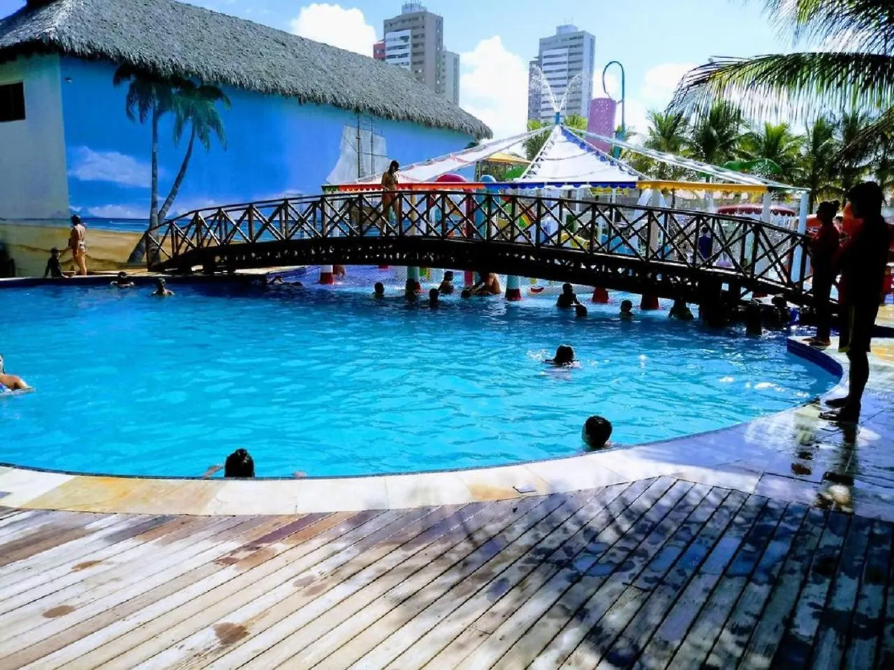 Aps Na Praia Do Futuro Lazer E Piscina 2 Quartos, Van Cartier Fortaleza  0*, Fortaleza (Ceara) Brazil